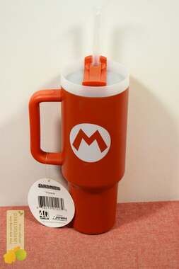 Nintendo Super Mario Stainless Steel 40oz Mario Tumbler (Marks)
